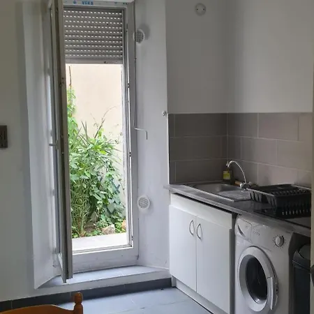 T3, 65 M2, Sur Mer,300m Du Port, Terrasse Et Petite Cour, 2 Et Salon Apartment